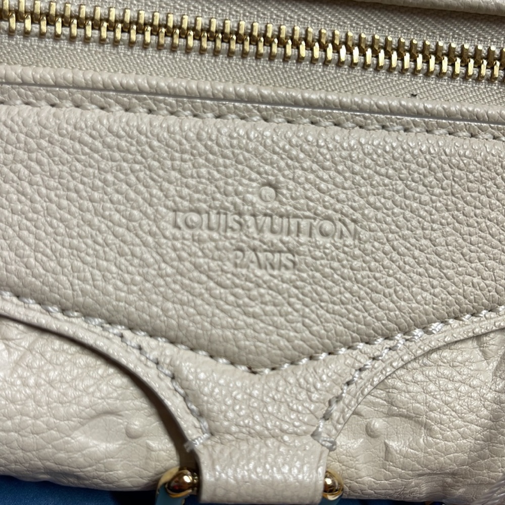 authentic LOUIS VUITTON White Monogram Empreinte Leather Inspiree Bag - Picture 15 of 16